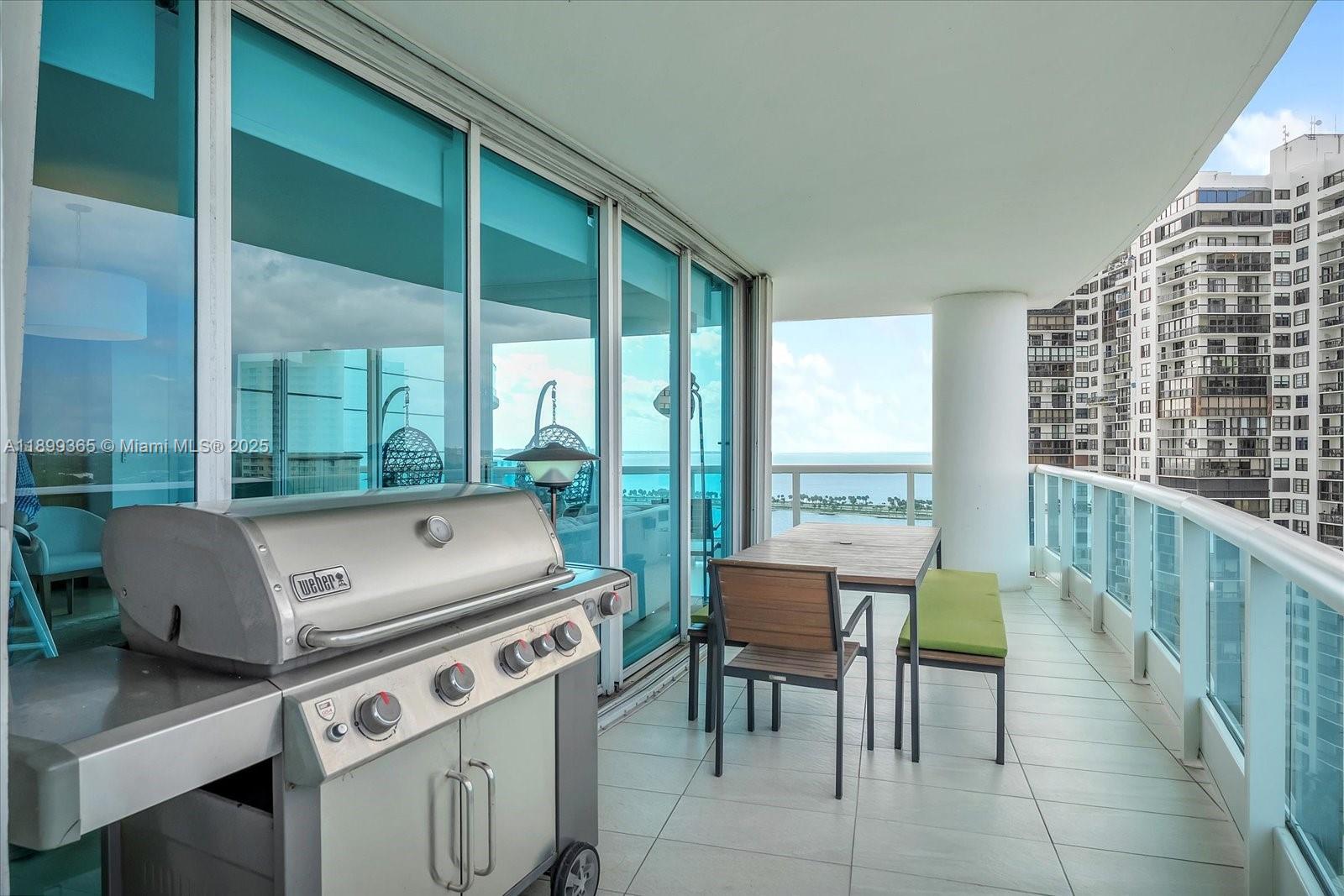 image Bristol Tower Condo34