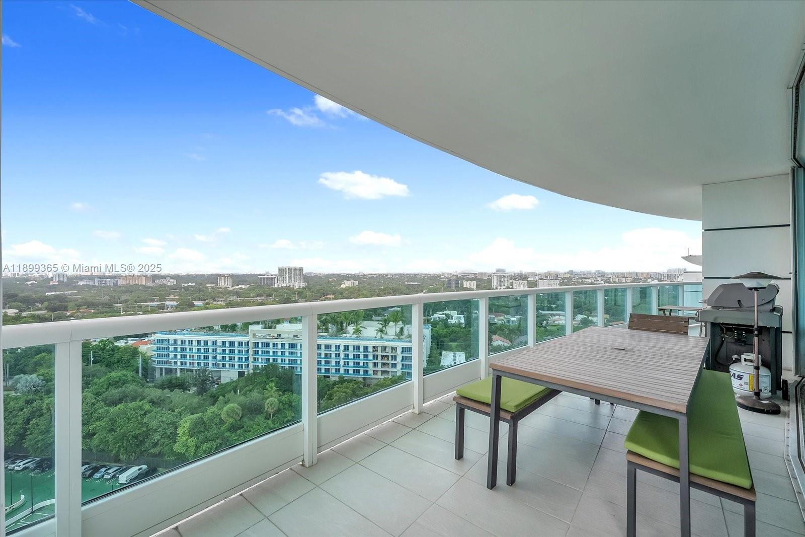 image Bristol Tower Condo37