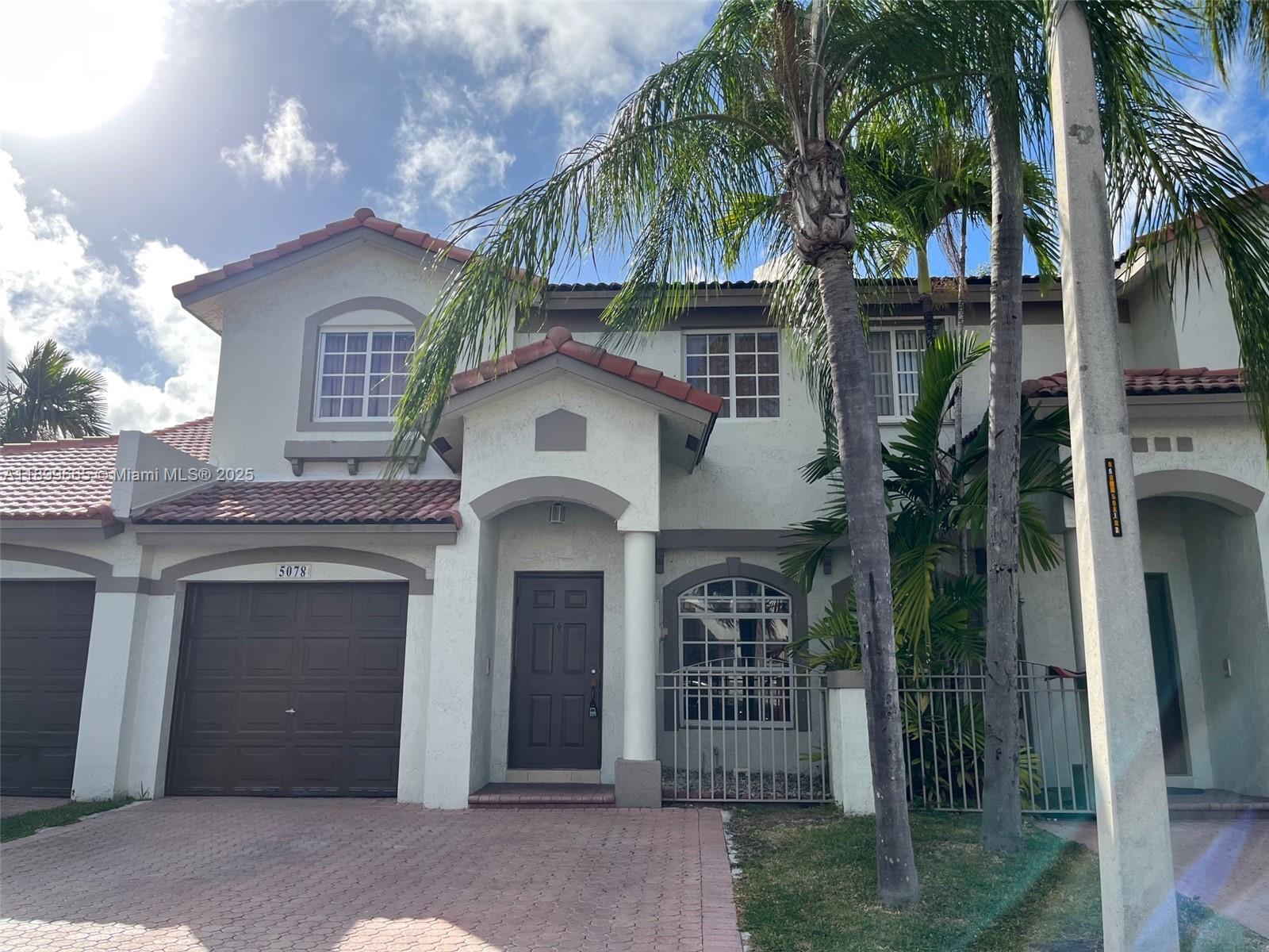 5078 NW 114th Path