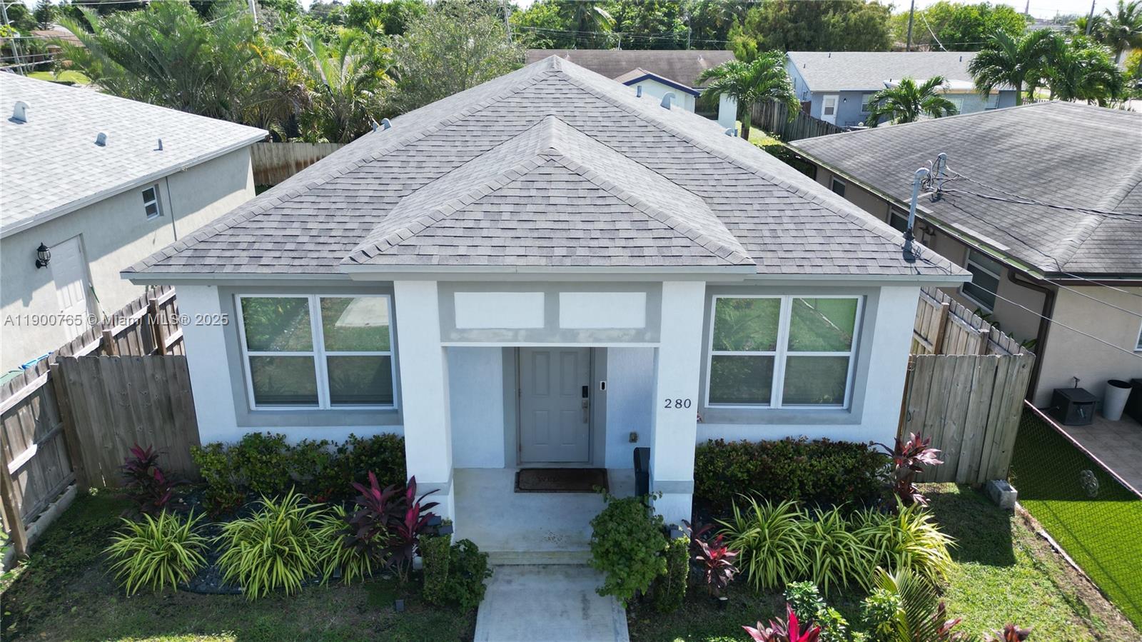 280 NE 35th St