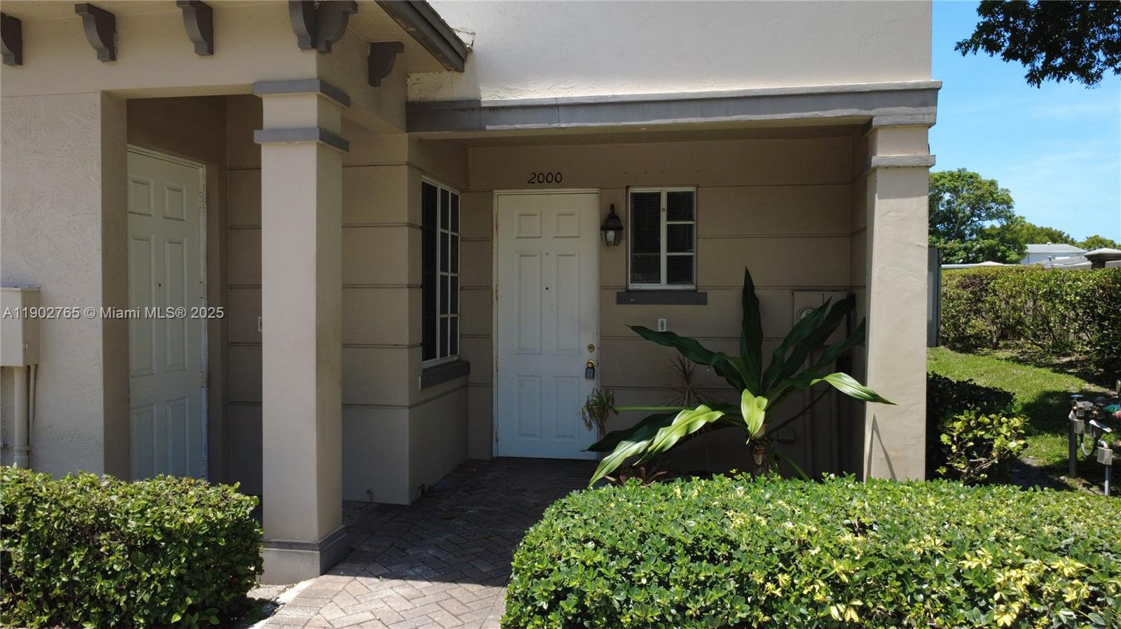 2000 Freeport Ln #4107 Riviera Beach, FL 33404