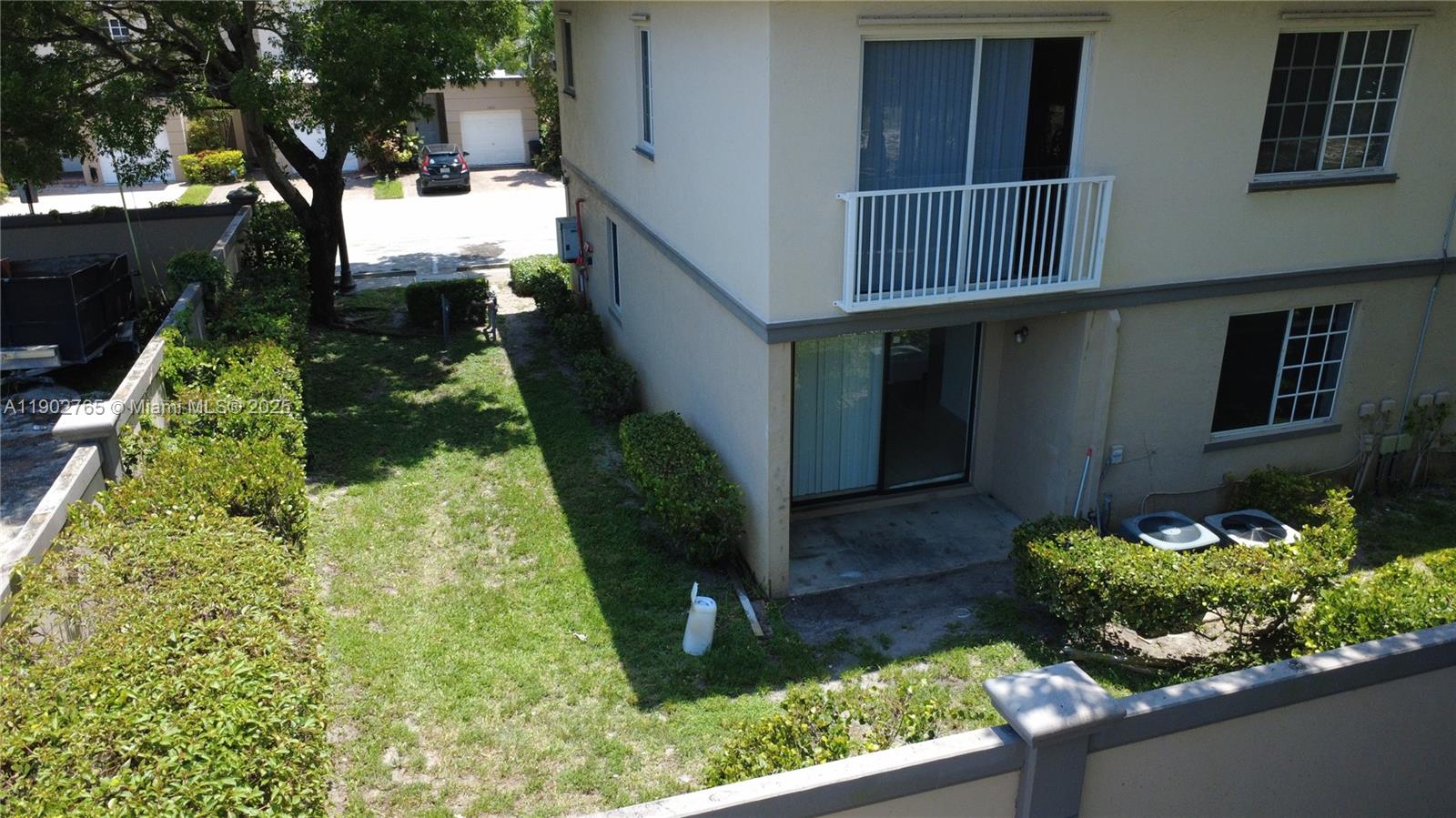 2000 Freeport Ln #4107 Riviera Beach, FL 33404