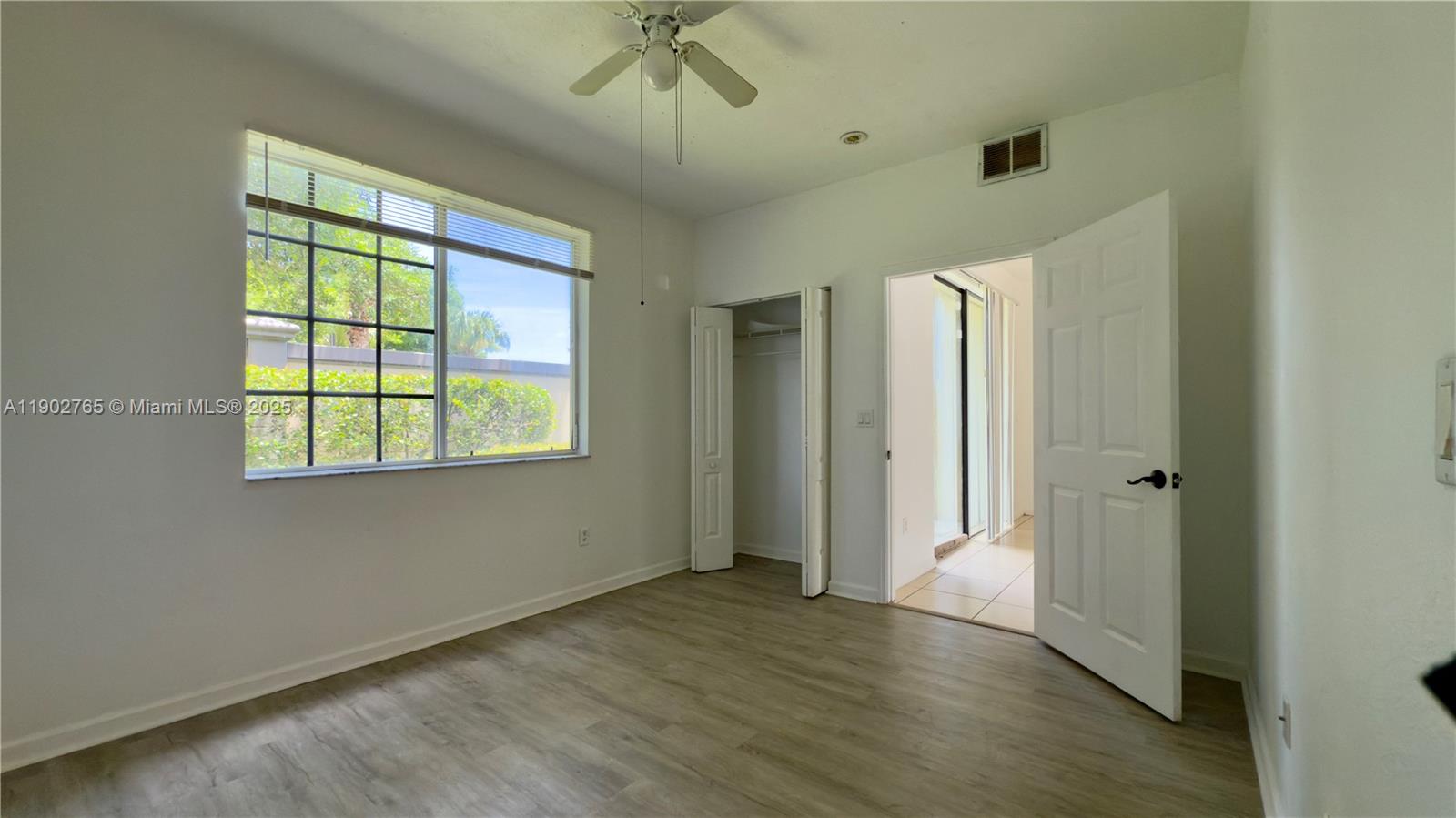 2000 Freeport Ln #4107 Riviera Beach, FL 33404