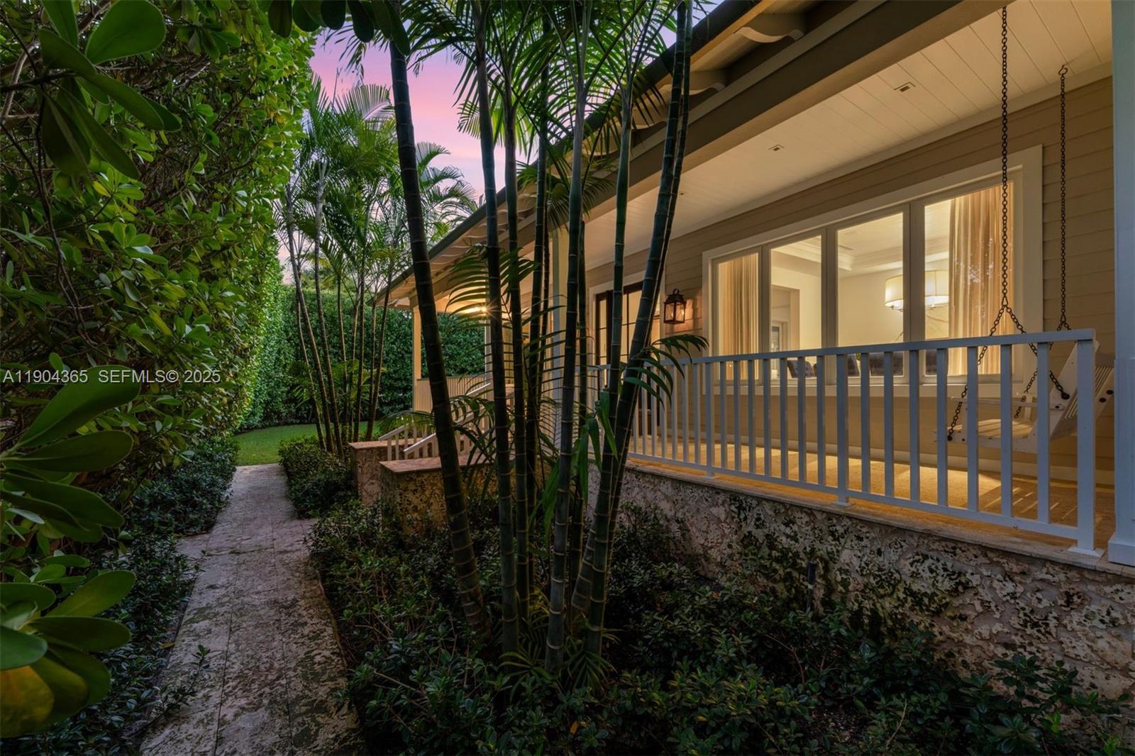 2500 Regatta Ave Miami Beach, FL 33140