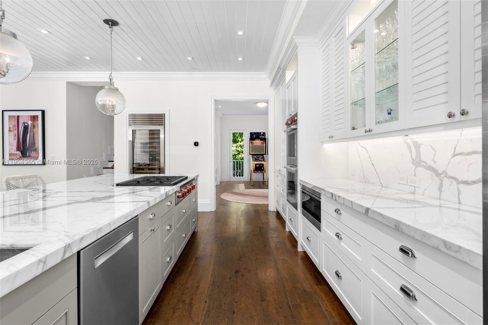 2500 Regatta Ave Miami Beach, FL 33140