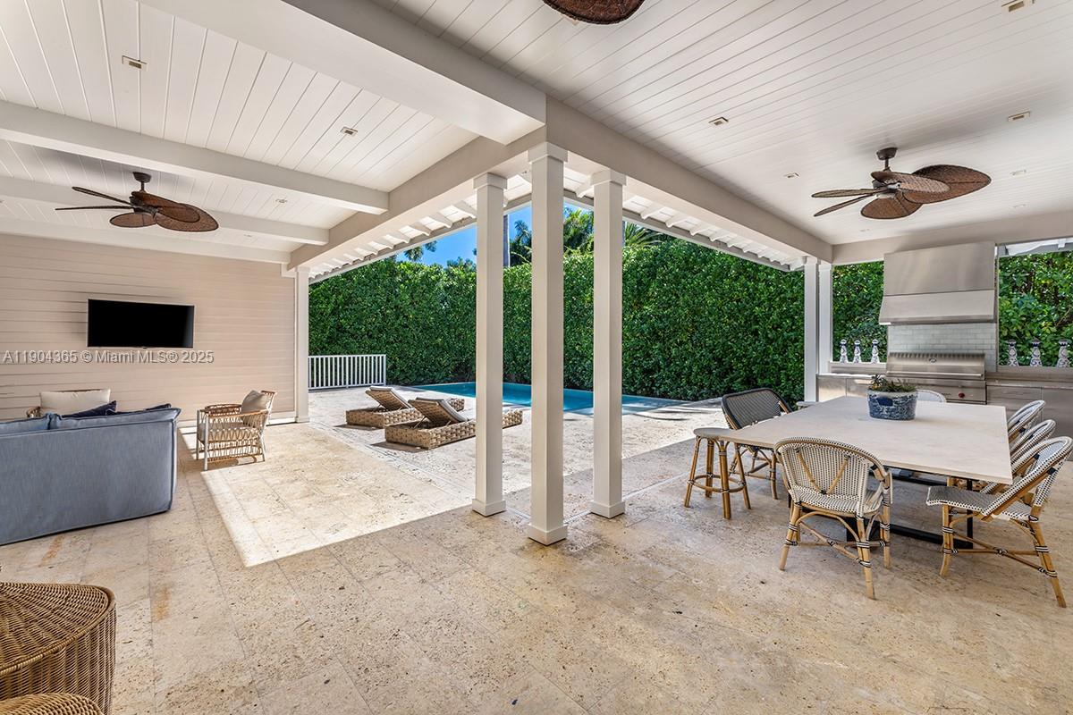 2500 Regatta Ave Miami Beach, FL 33140