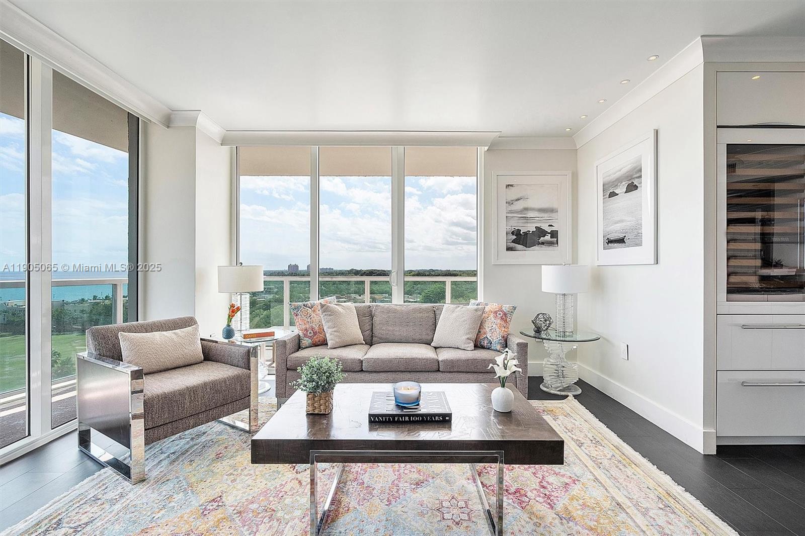 image Mutiny Park Condo/arya12