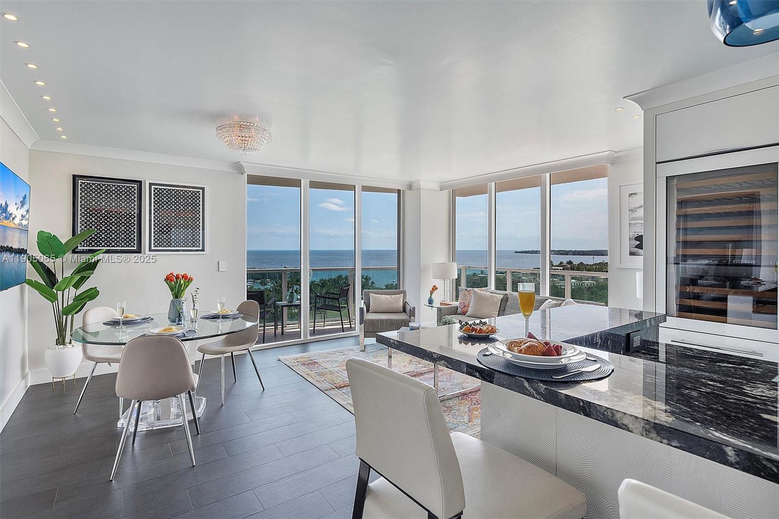 image Mutiny Park Condo/arya14