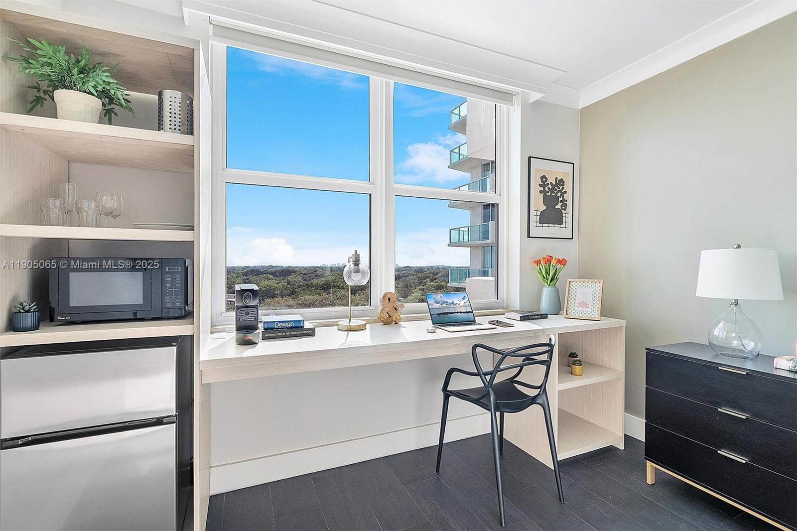 image Mutiny Park Condo/arya15