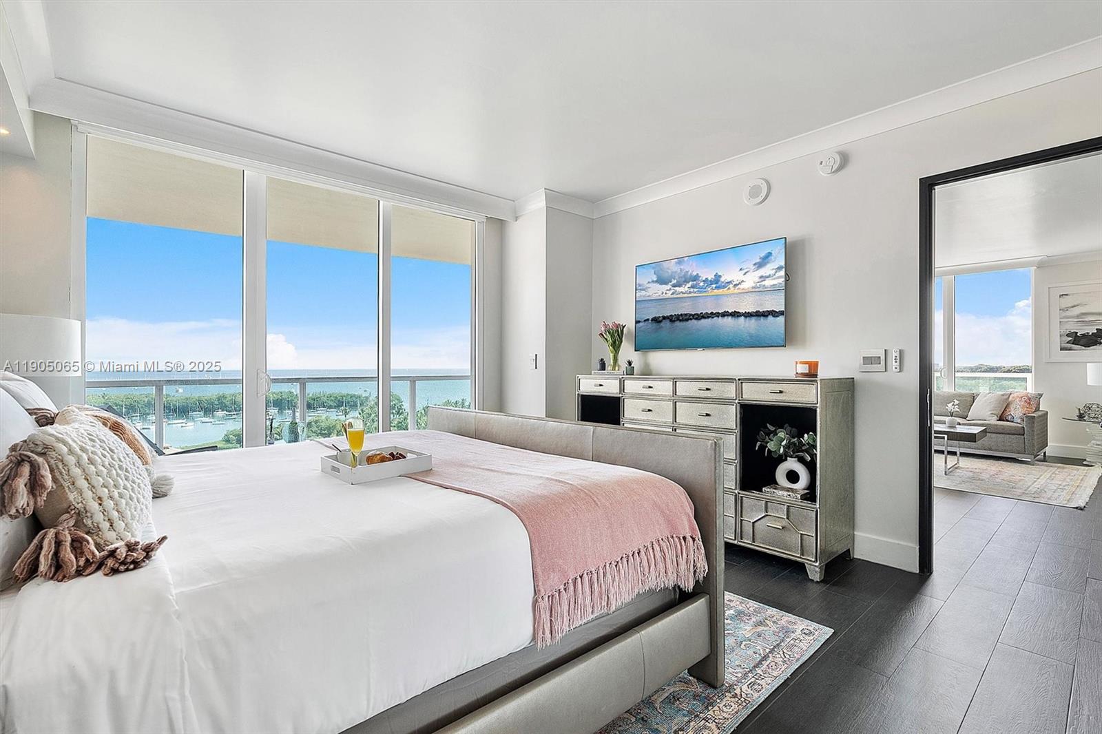 image Mutiny Park Condo/arya41