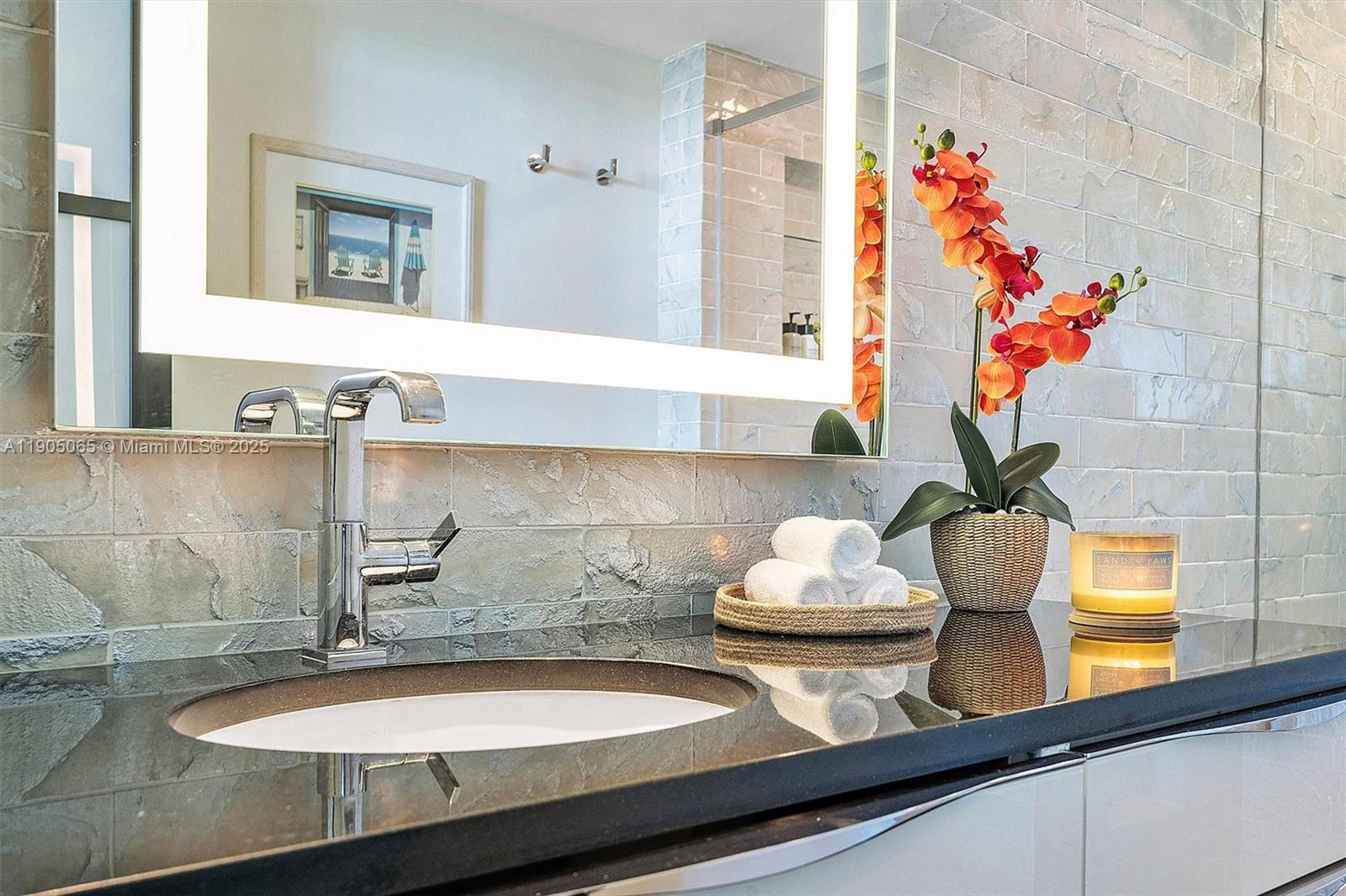 image Mutiny Park Condo/arya49