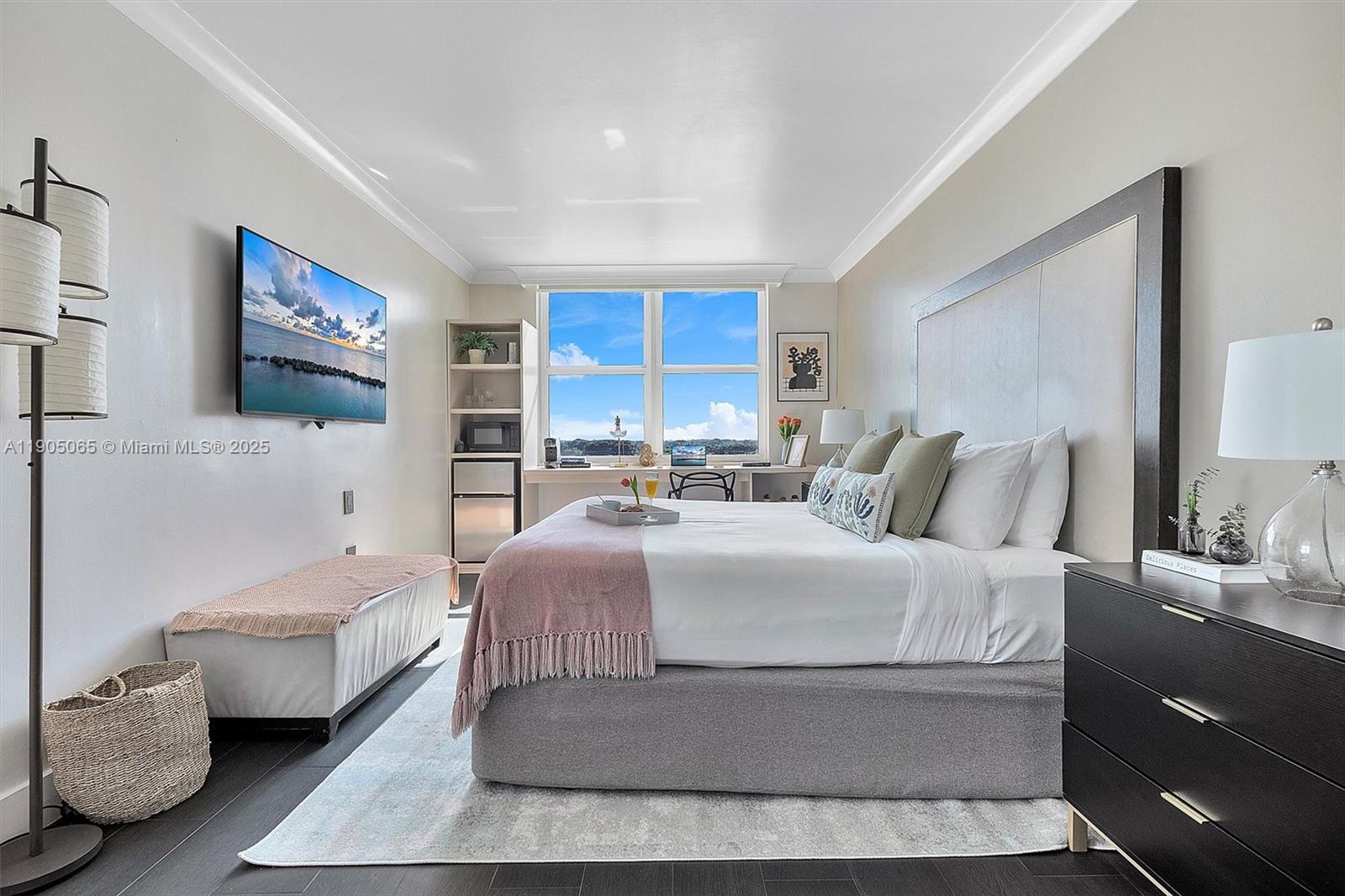 image Mutiny Park Condo/arya7