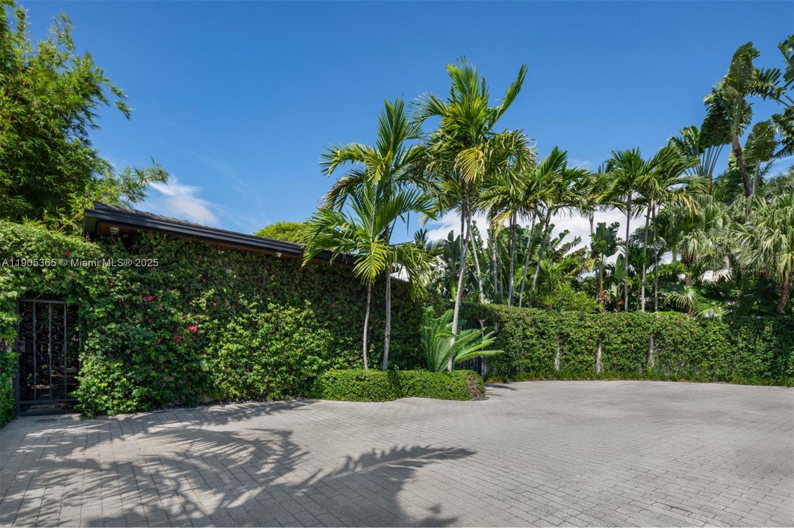 1155 N Biscayne Pt Rd Miami Beach, FL 33141