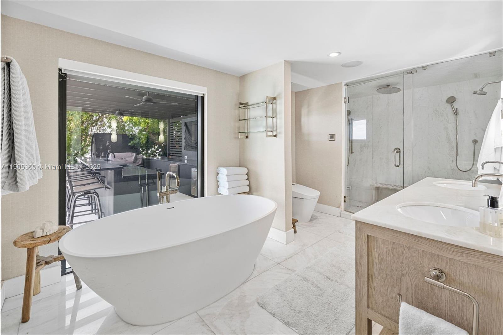 1155 N Biscayne Pt Rd Miami Beach, FL 33141