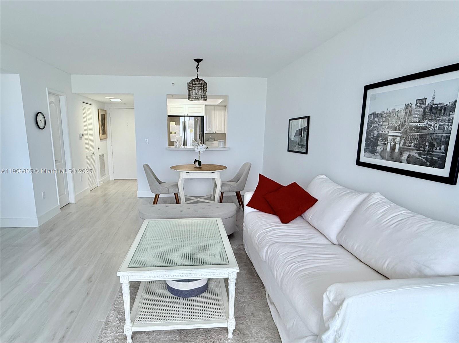 image Sunset Harbour South4