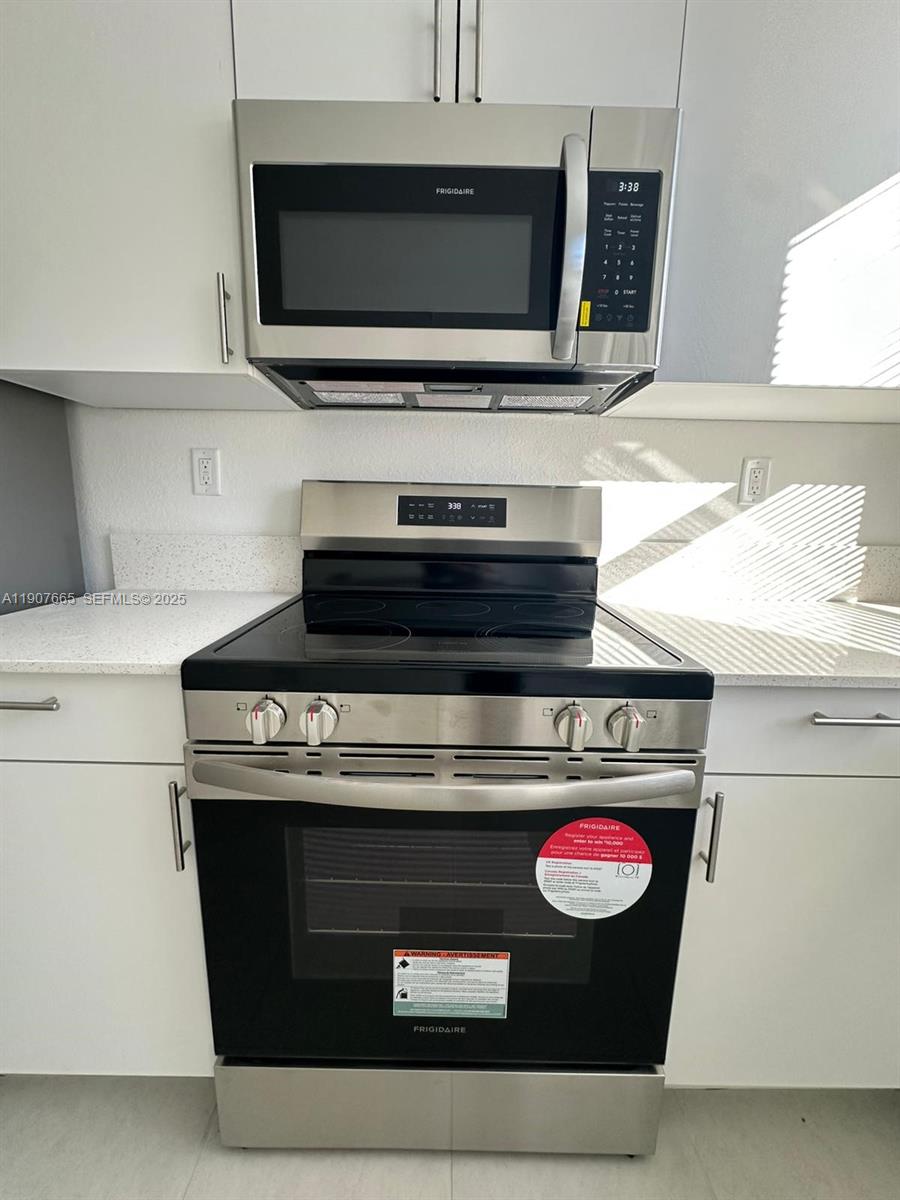 12848 SW 232nd Ter Miami, FL 33032