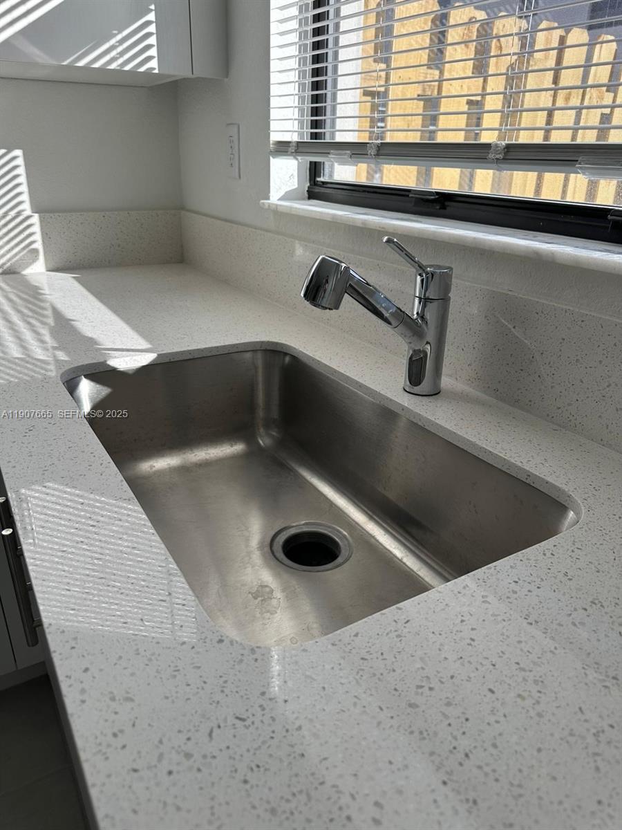 12848 SW 232nd Ter Miami, FL 33032