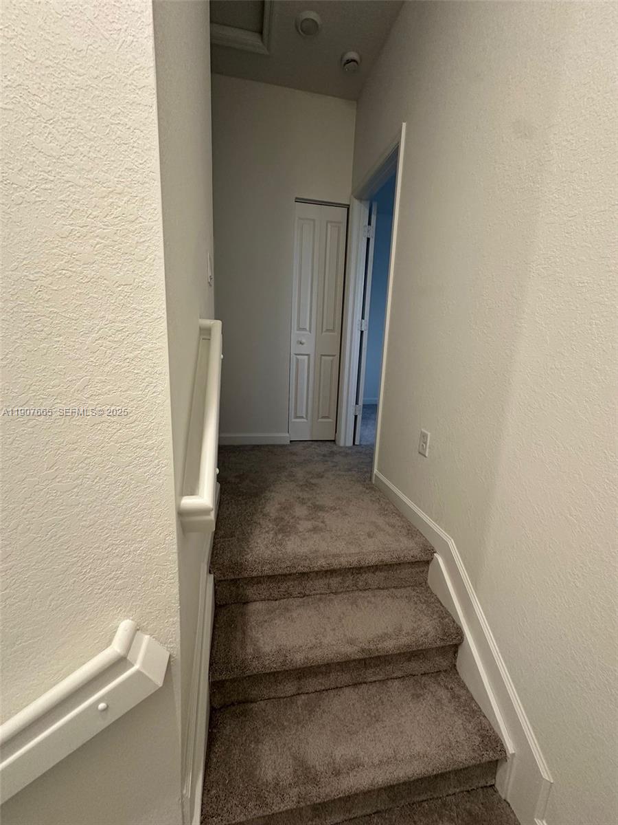 12848 SW 232nd Ter Miami, FL 33032