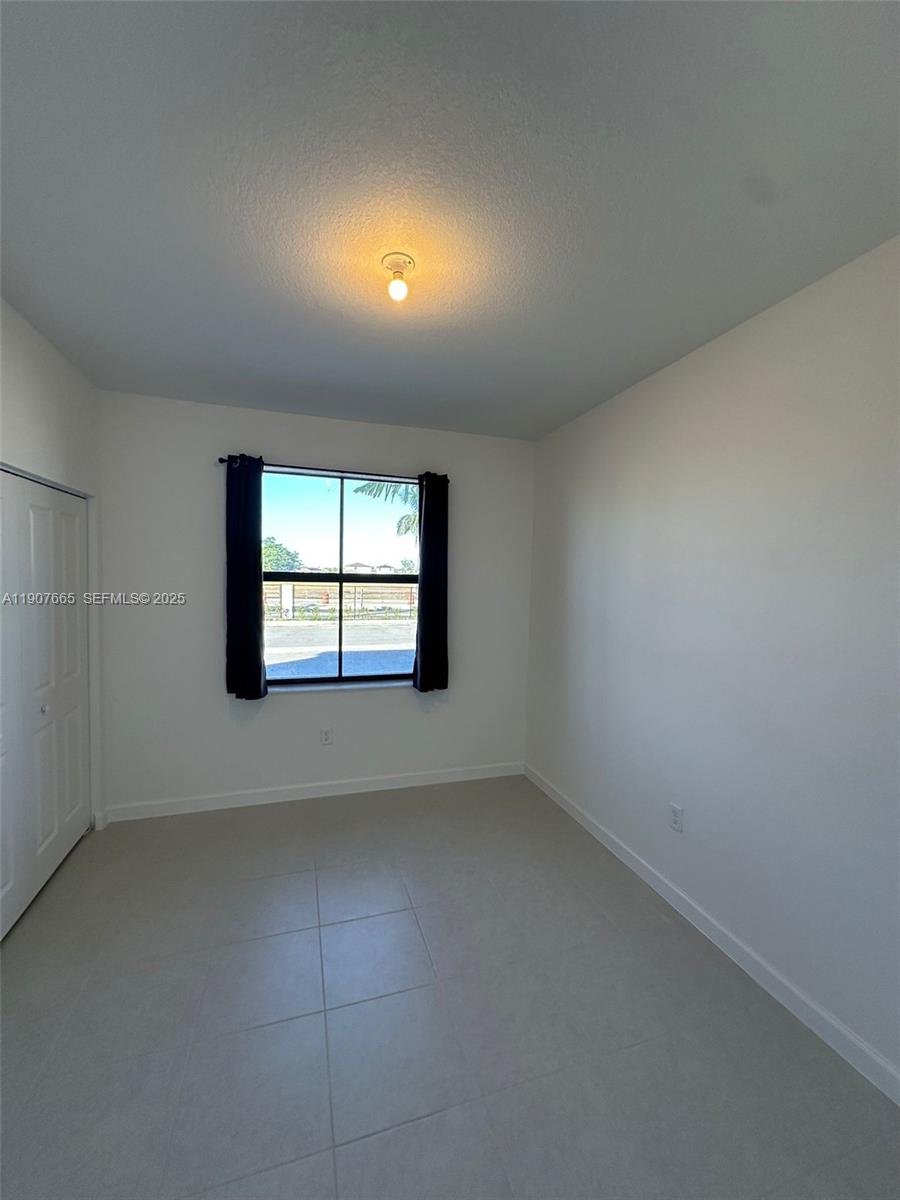 12848 SW 232nd Ter Miami, FL 33032