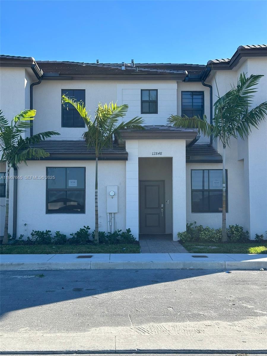 12848 SW 232nd Ter Miami, FL 33032