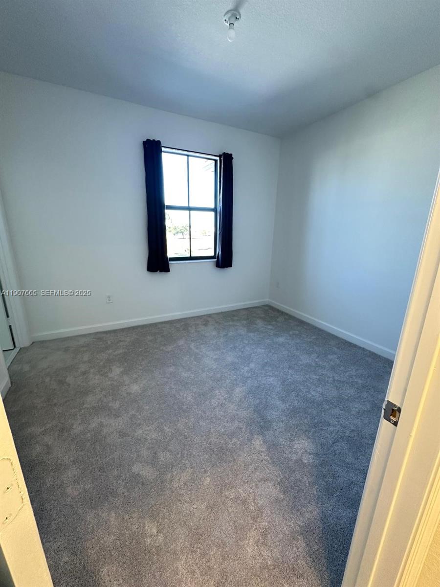 12848 SW 232nd Ter Miami, FL 33032