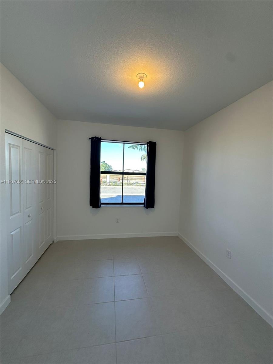 12848 SW 232nd Ter Miami, FL 33032