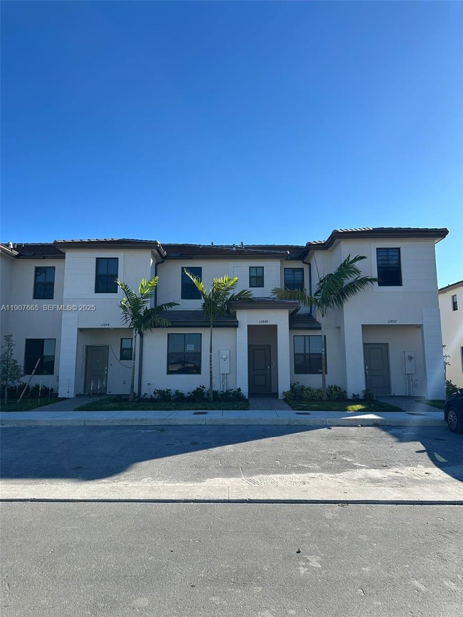 12848 SW 232nd Ter Miami, FL 33032