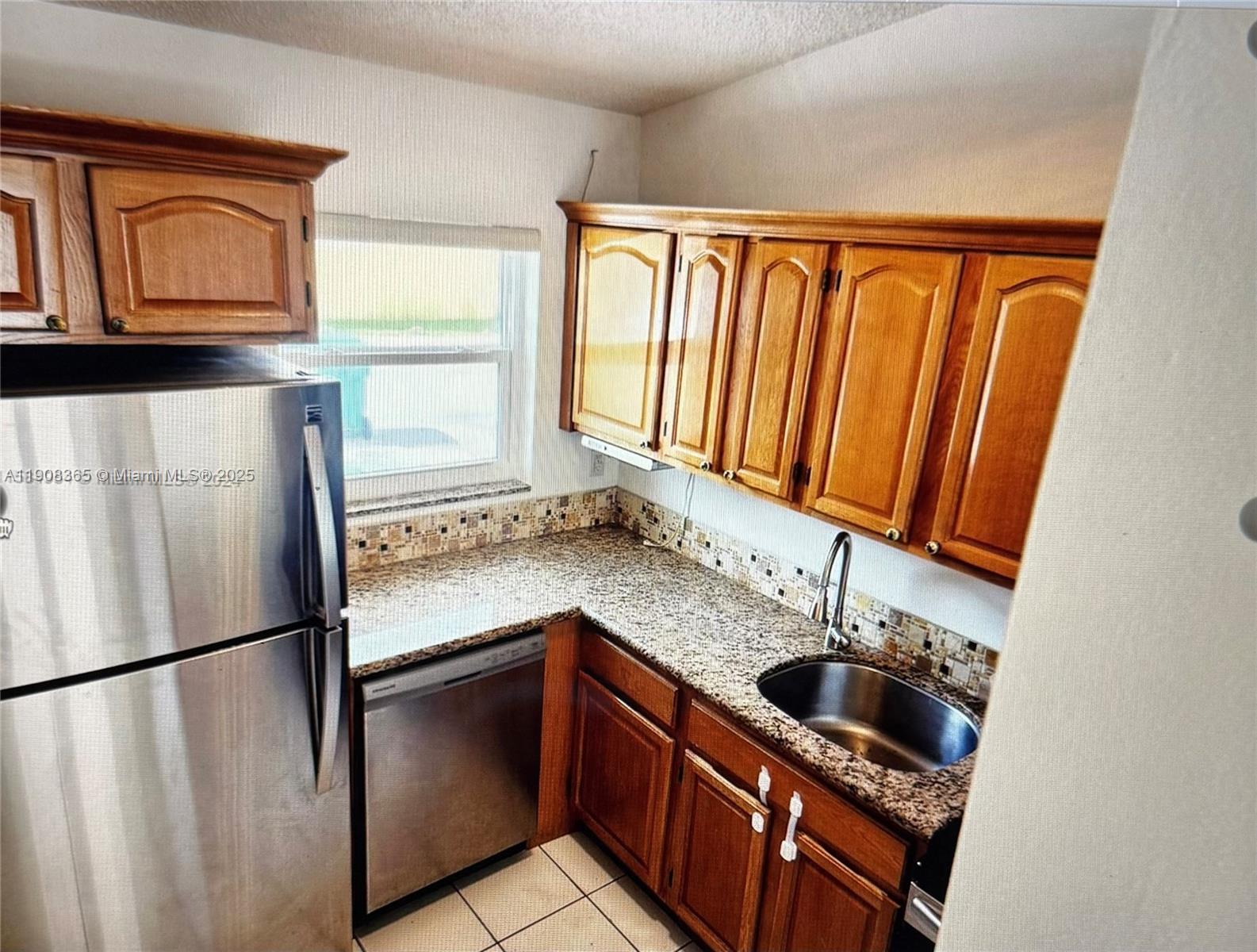 11583 NW 4th Way Sweetwater, FL 33172