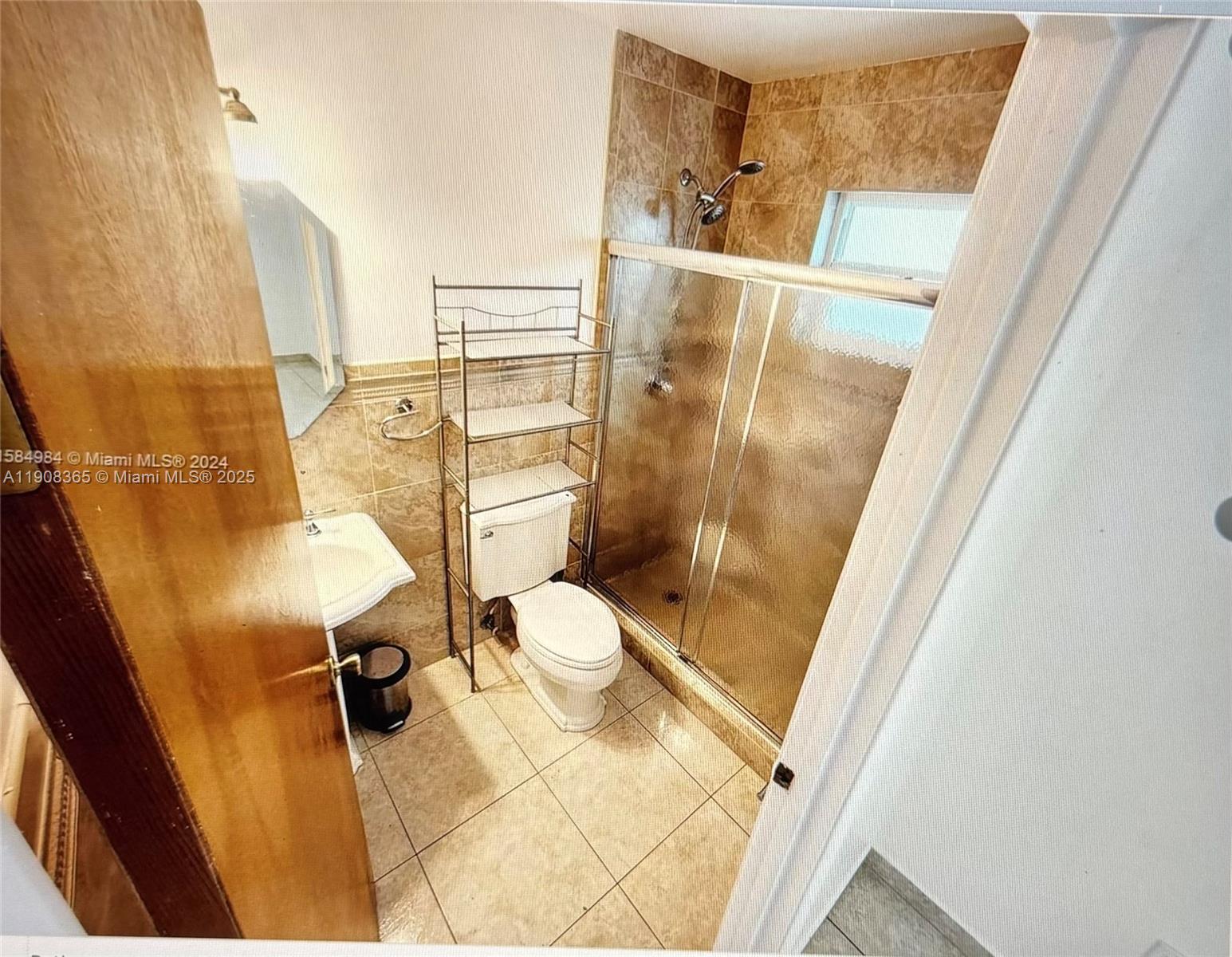 11583 NW 4th Way Sweetwater, FL 33172