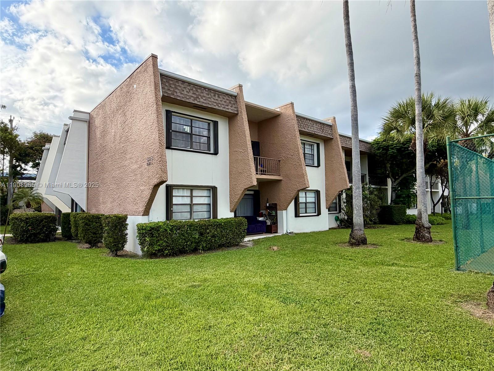 8281 SW 128th St #204-1