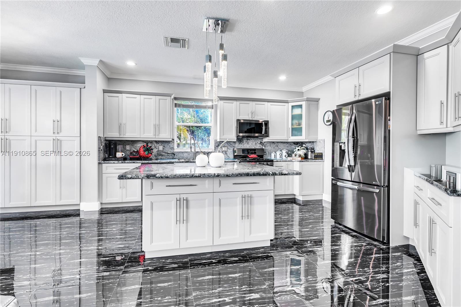 13787 NW 19th Ct Pembroke Pines, FL 33028