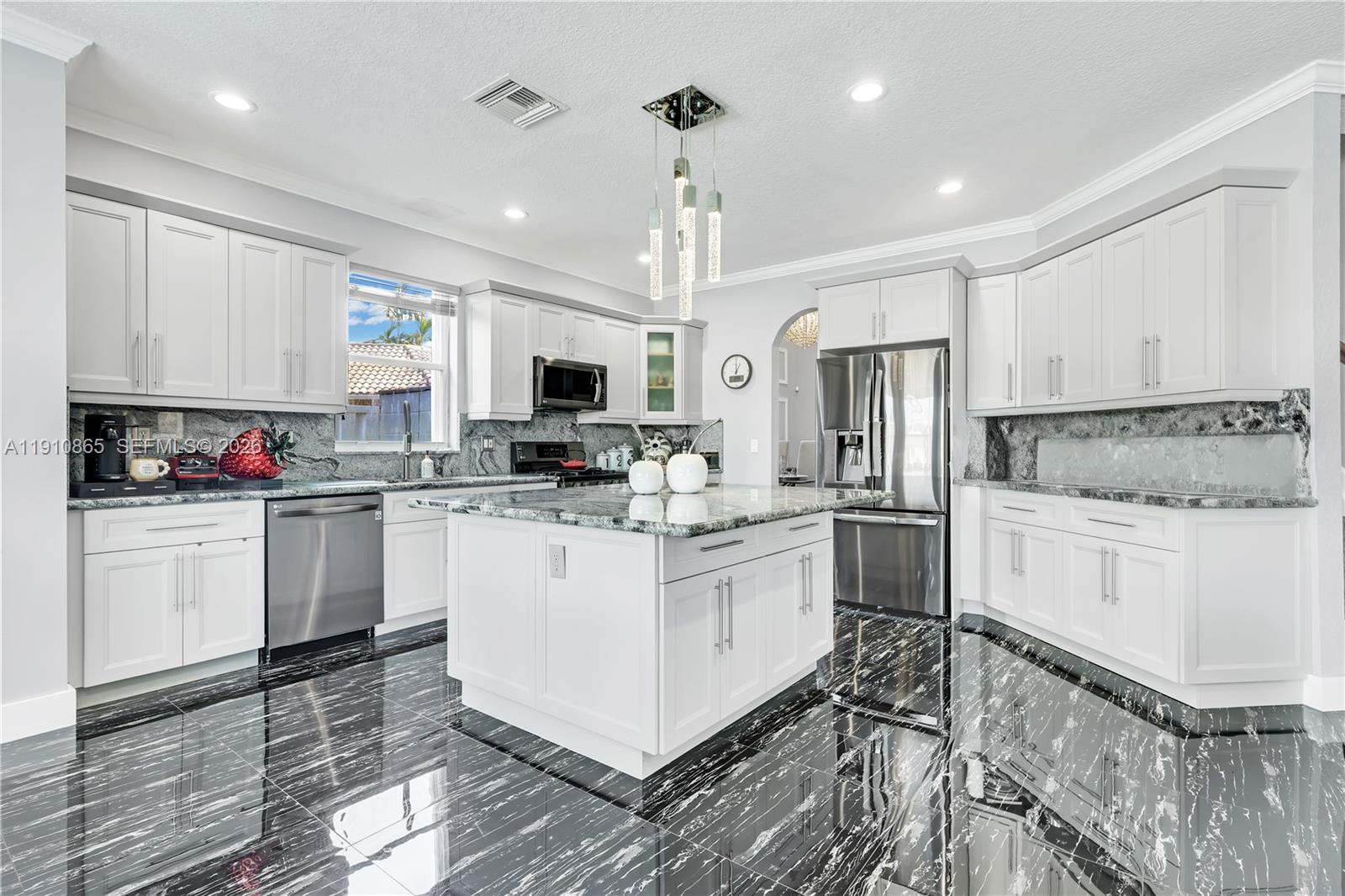 13787 NW 19th Ct Pembroke Pines, FL 33028