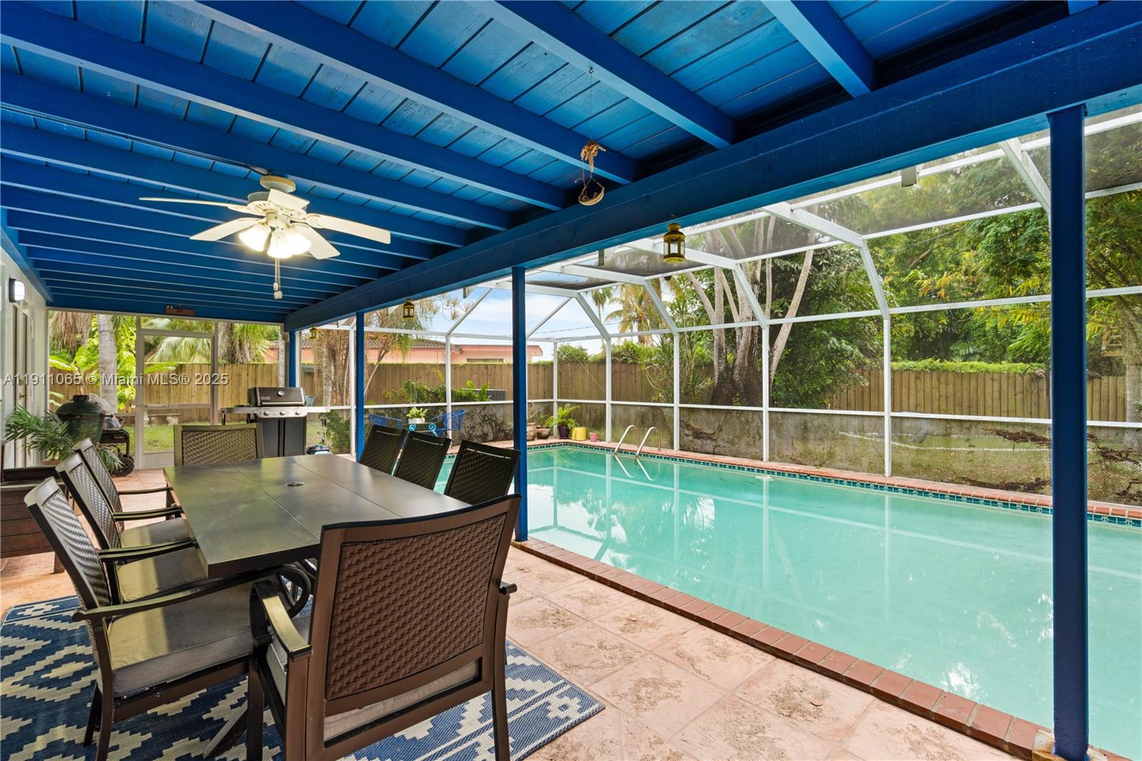 17600 SW 91st Ave Palmetto Bay, FL 33157