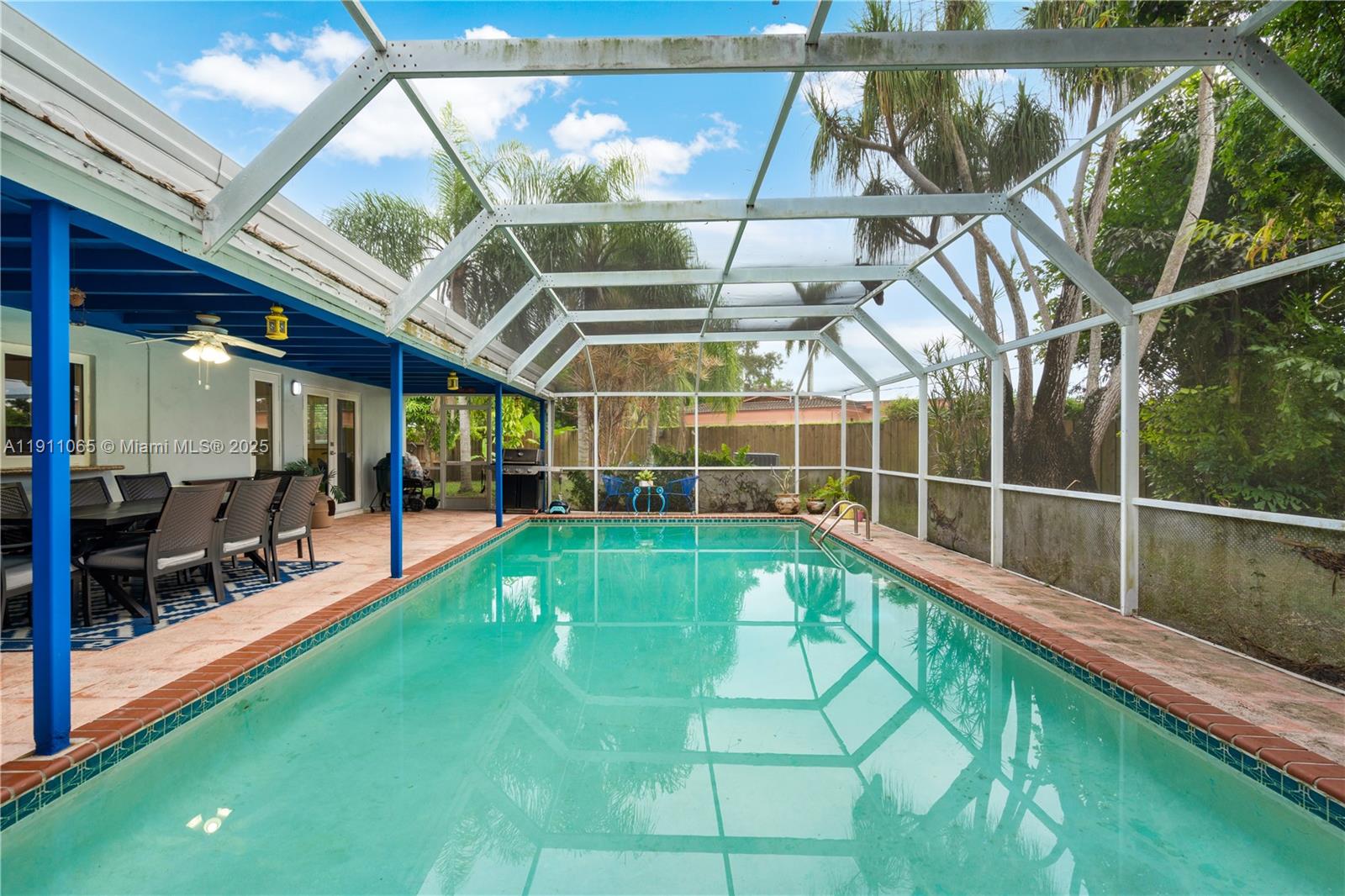 17600 SW 91st Ave Palmetto Bay, FL 33157