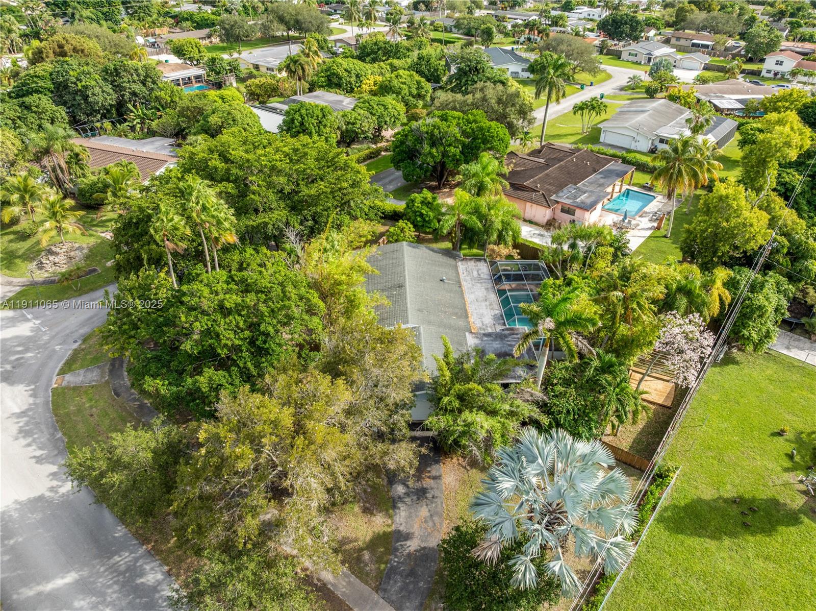 17600 SW 91st Ave Palmetto Bay, FL 33157