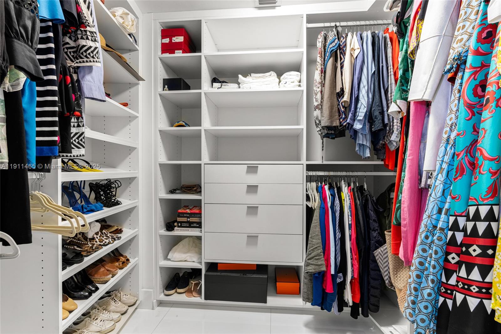 18201 Collins Ave #709 Sunny Isles Beach, FL 33160