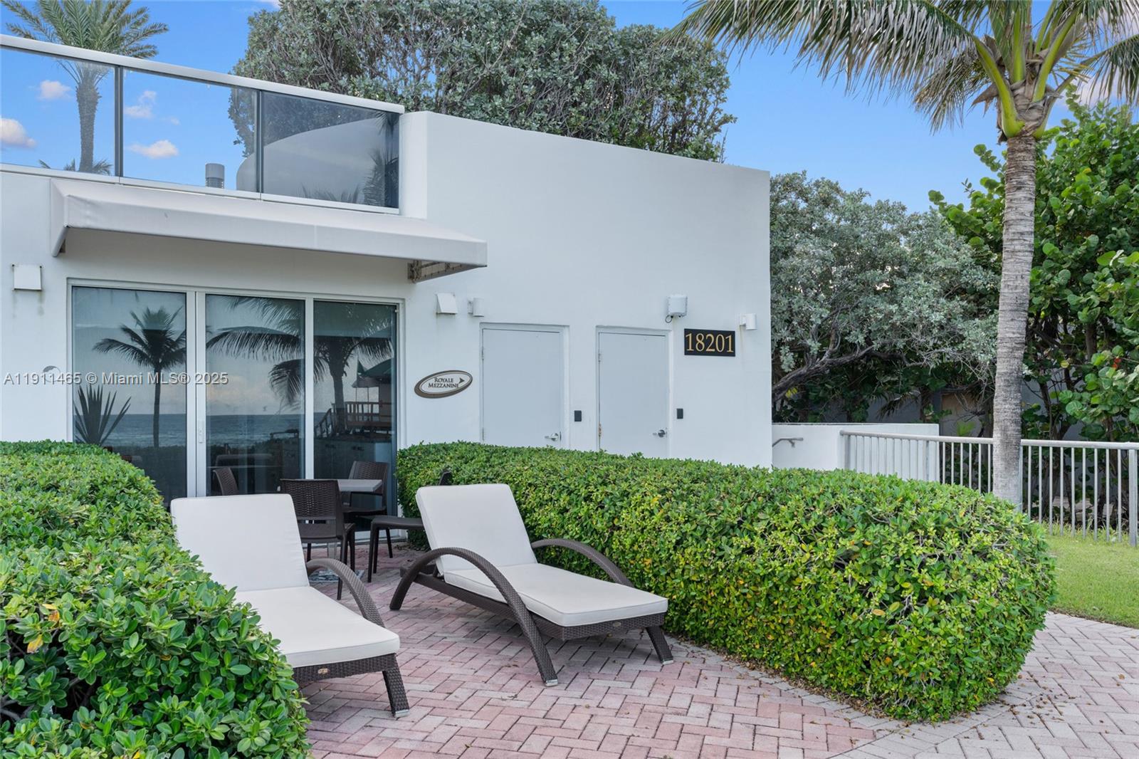 18201 Collins Ave #709 Sunny Isles Beach, FL 33160