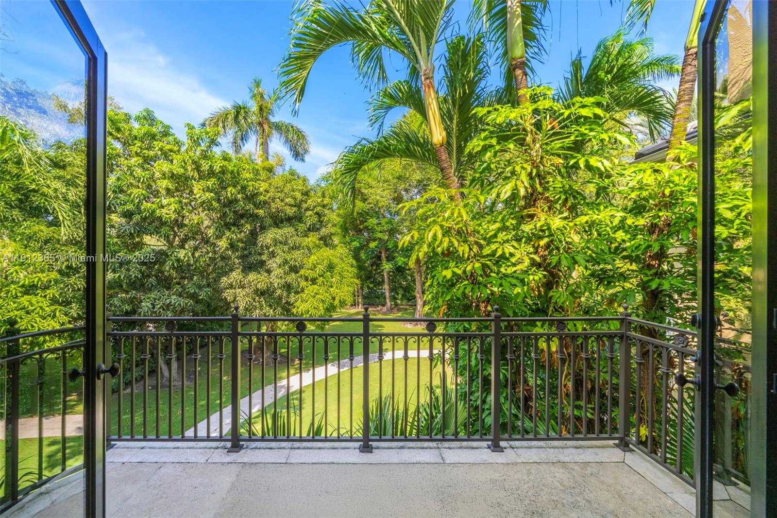 4845 SW 78th St Miami, FL 33143