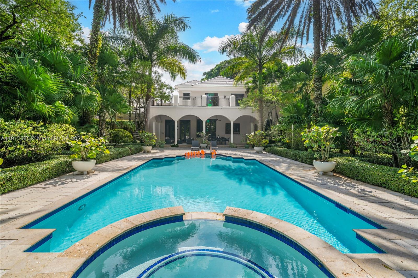 4845 SW 78th St Miami, FL 33143