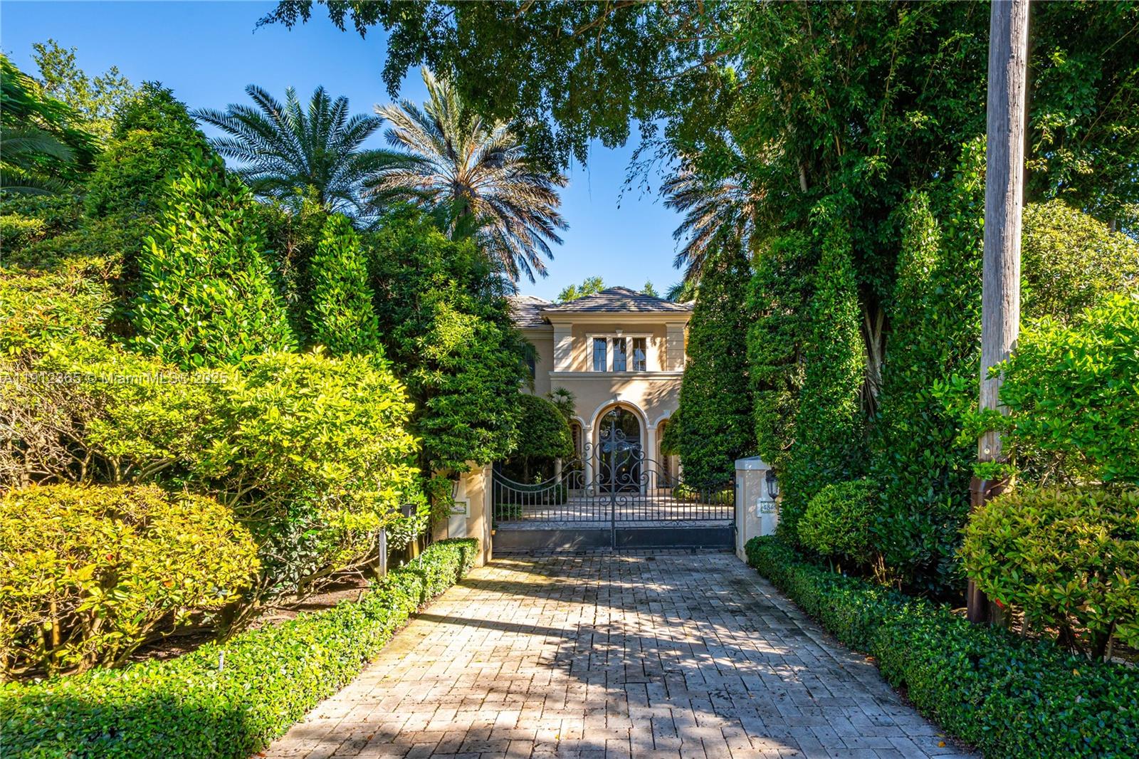 4845 SW 78th St Miami, FL 33143