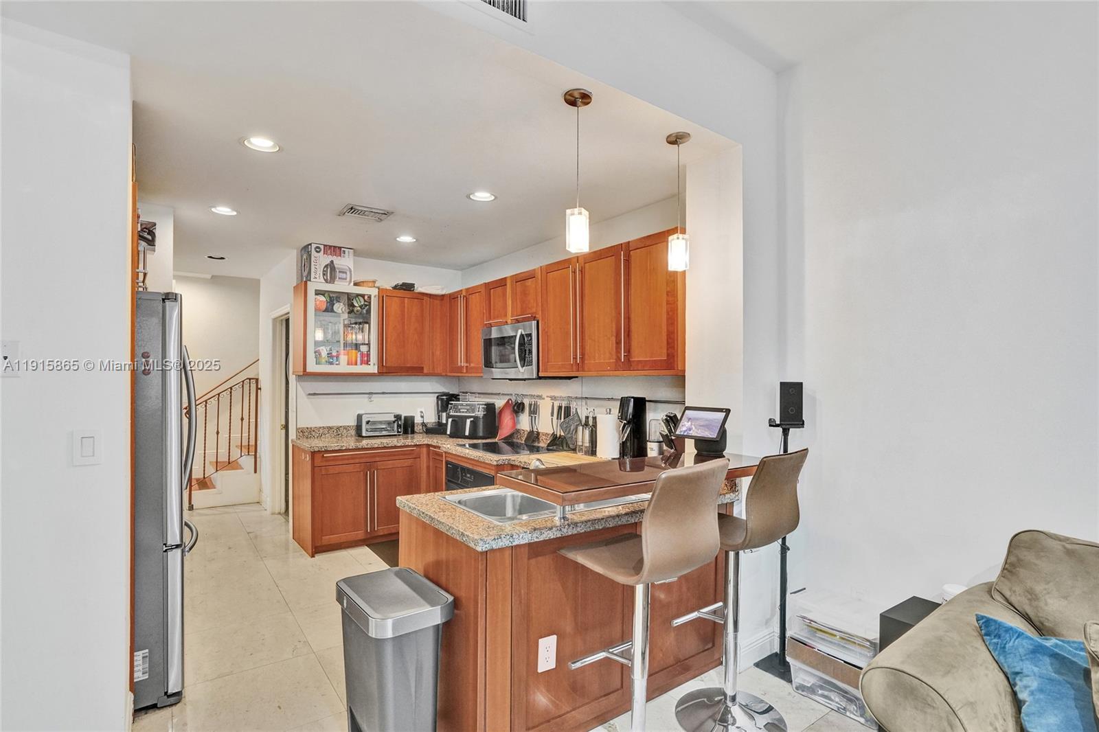 18450 NE 30th Pl Aventura, FL 33160