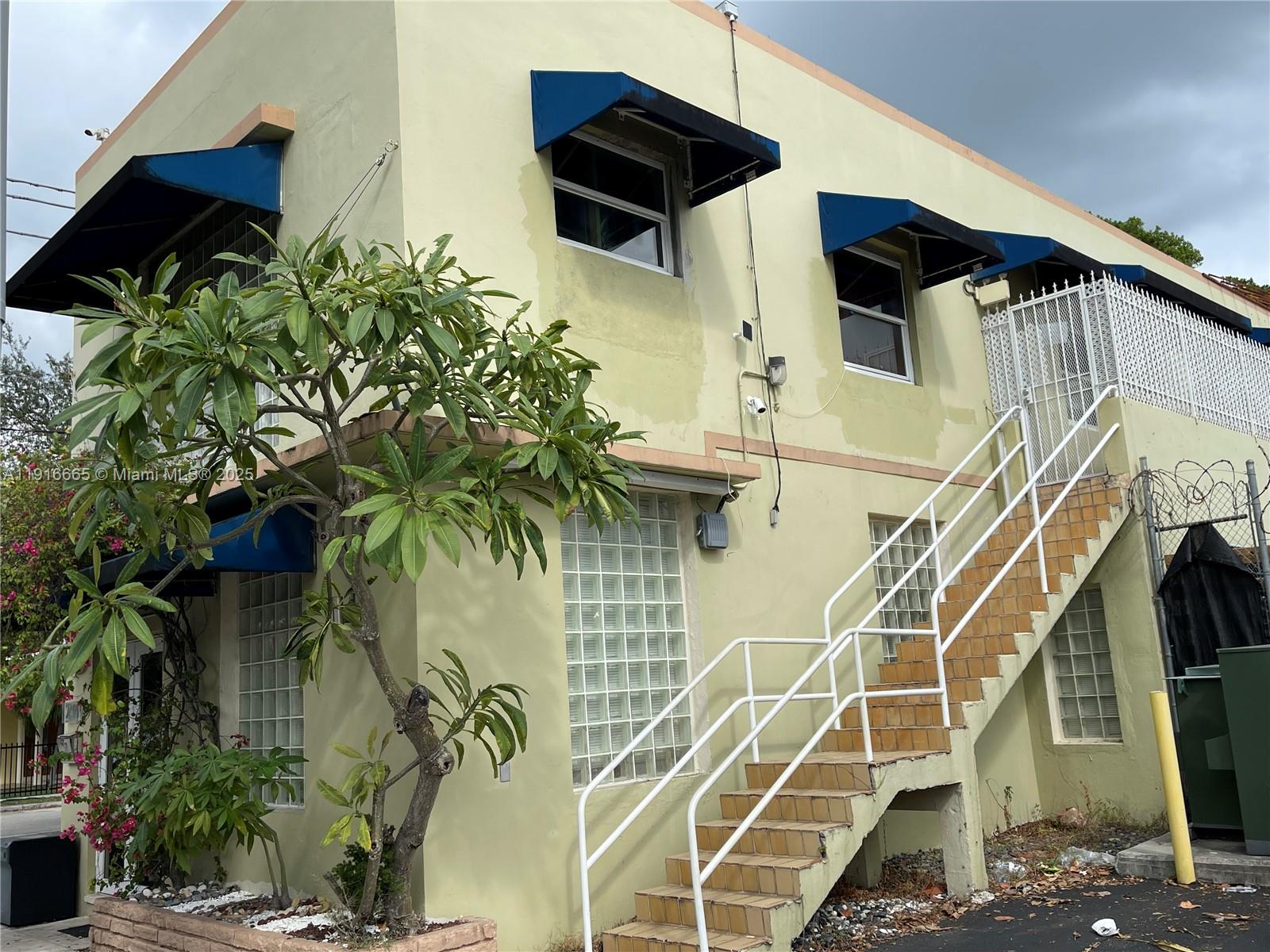 2299 NW 25th Ave Miami, FL 33142