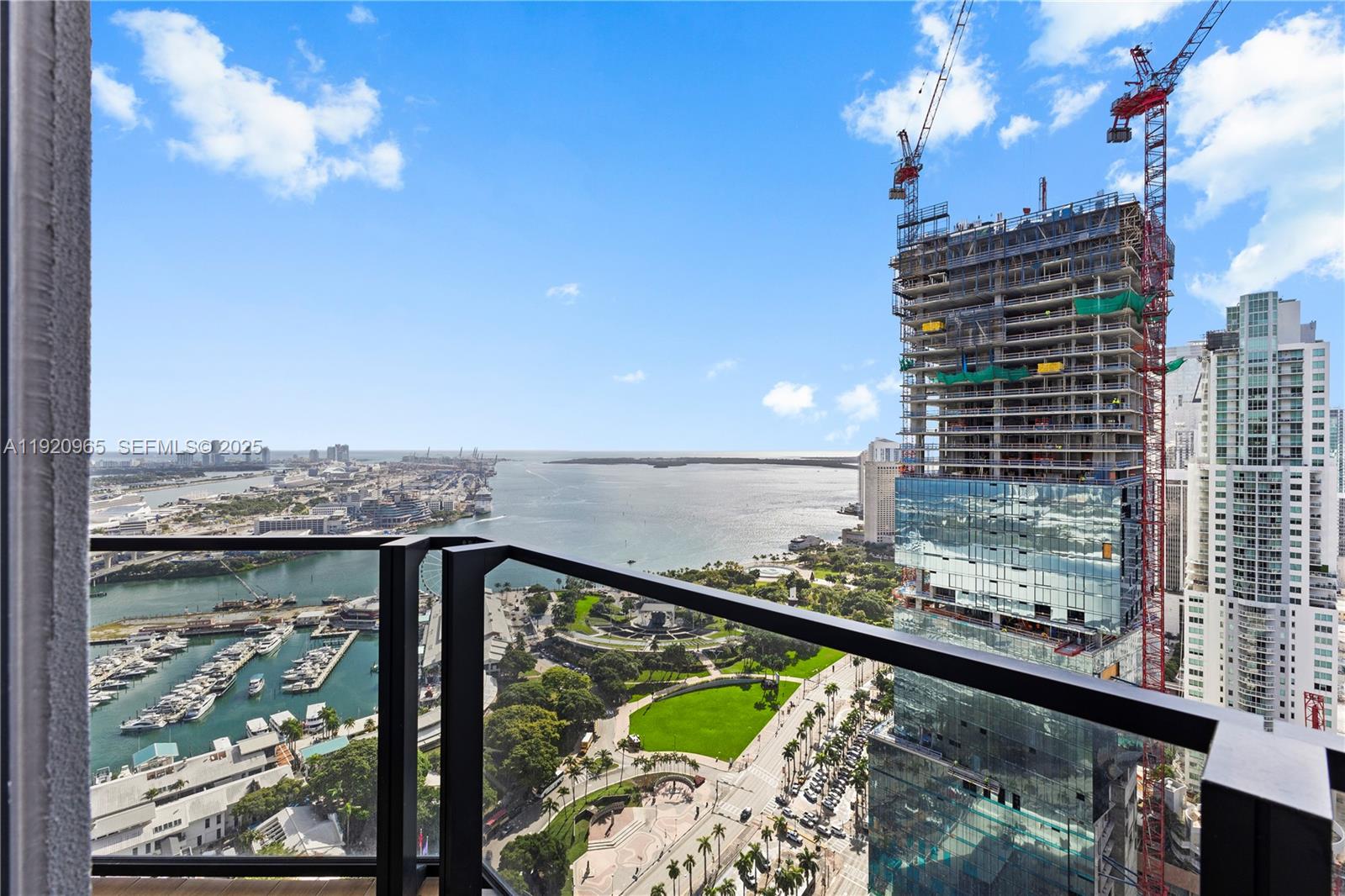 398 NE 5th St #3515 Miami, FL 33132