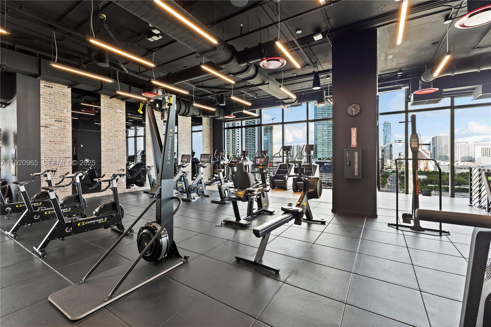 398 NE 5th St #3515 Miami, FL 33132