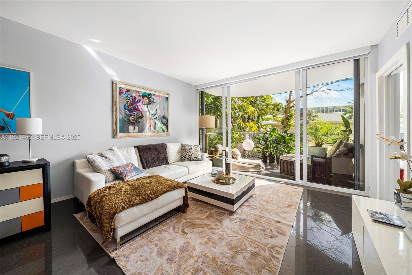 2155 Washington Ct #205 Miami Beach, FL 33139