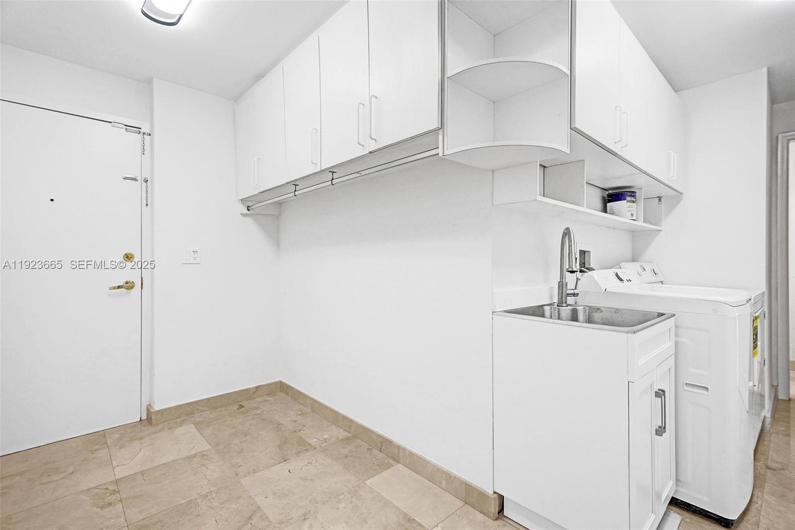 10101 Collins Ave #17A Bal Harbour, FL 33154