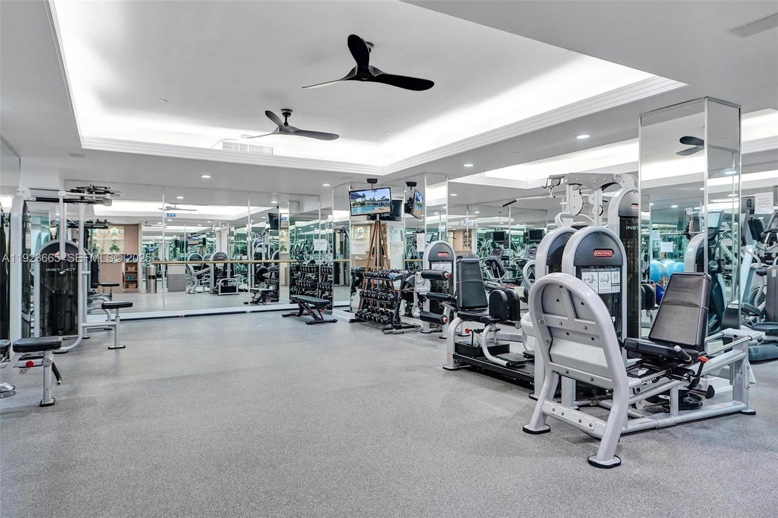 10101 Collins Ave #17A Bal Harbour, FL 33154