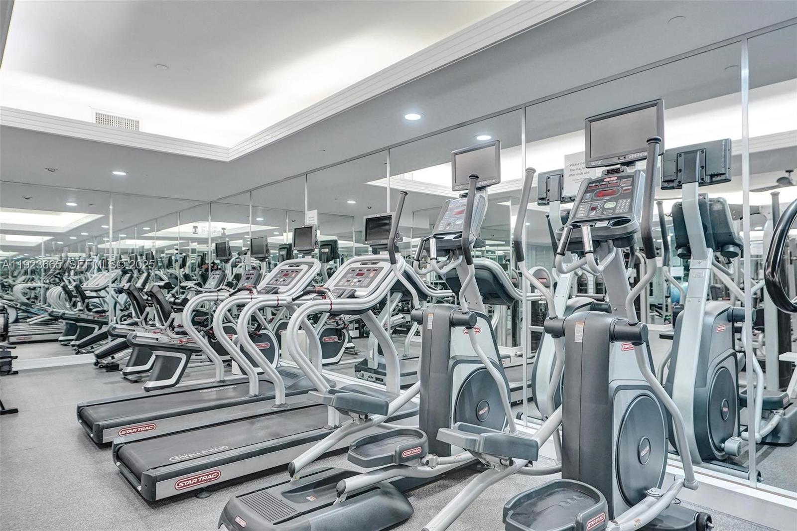 10101 Collins Ave #17A Bal Harbour, FL 33154