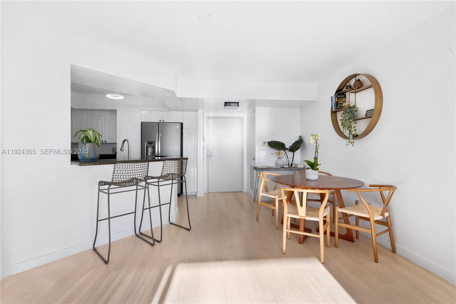 1800 Sunset Harbour Dr #803 Miami Beach, FL 33139