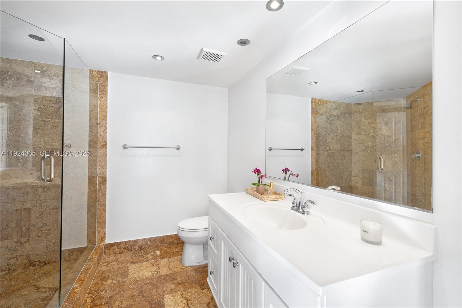 1800 Sunset Harbour Dr #803 Miami Beach, FL 33139